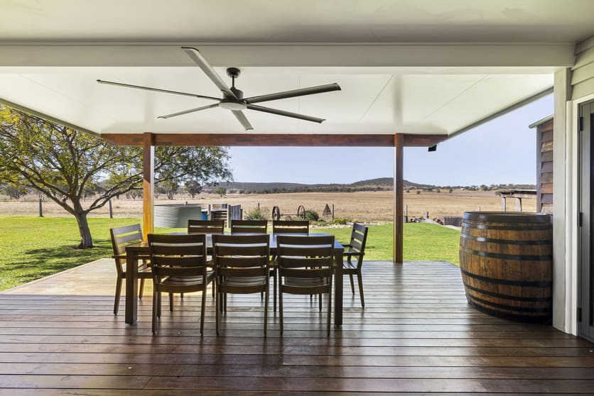 Click to view all images 241 Mackie Road Nobby QLD 4360 - Image 1