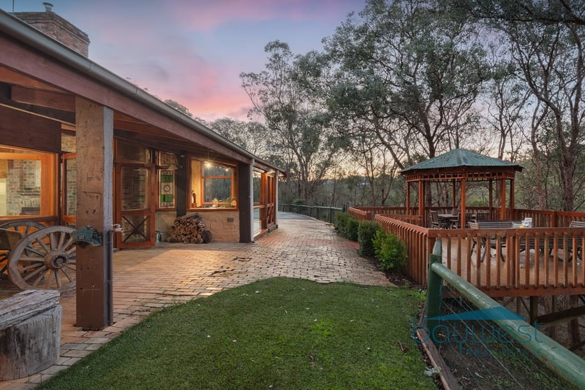 150 Menzies Road Kangaroo Ground VIC 3097 - Image 3