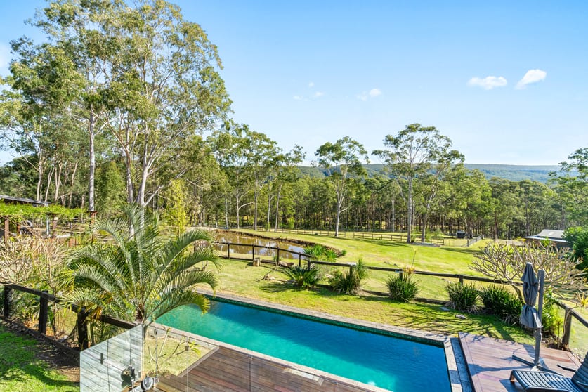 Click to view all images 59 Mountain View Close Kurrajong Hills NSW 2758 - Image 2