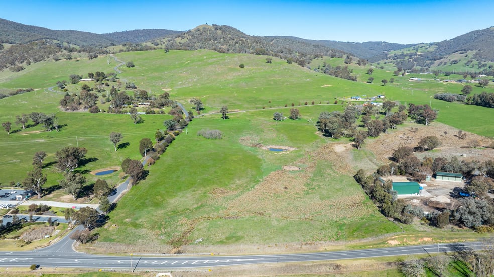 Click to view all images 'Bolgatta' Murray Valley Highway Tallangatta VIC 3700 - Image 2