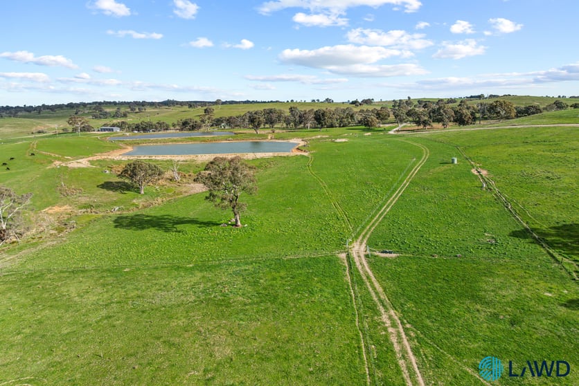 Click to view all images 14 Euralie Road Yass NSW 2582 - Image 2