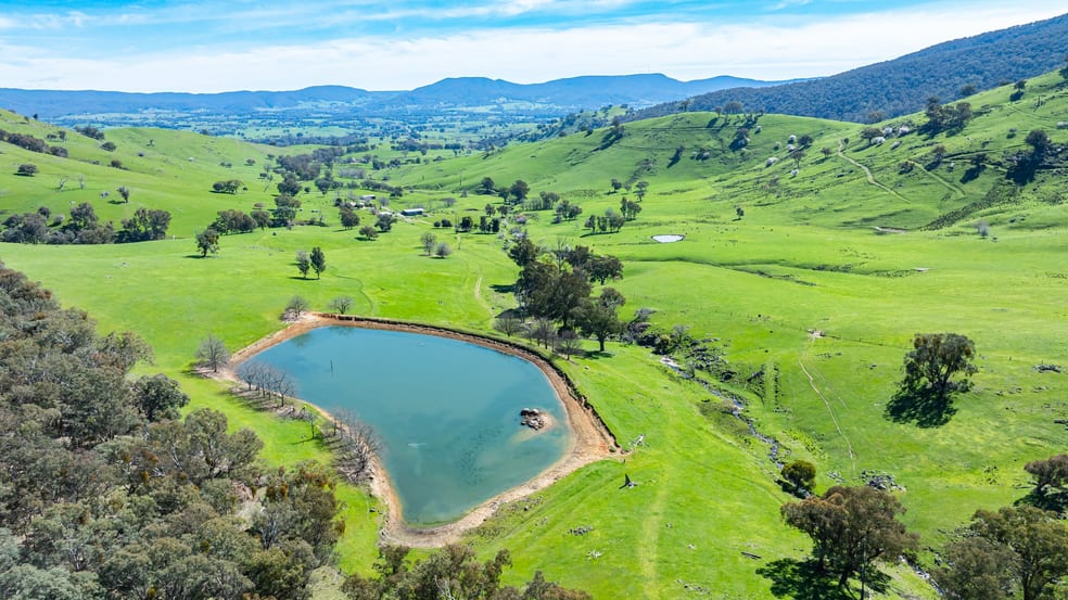 Click to view all images 681 Ben Valley Lane Yackandandah VIC 3749 - Image 1