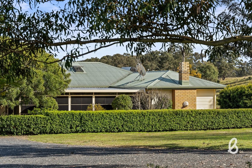 Click to view all images 675 Glendonbrook Road Glendon Brook NSW 2330 - Image 3