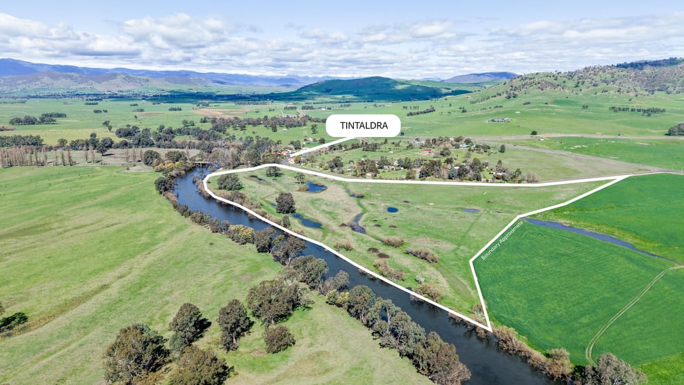 Click to view all images - Back Tintaldra Road Tintaldra VIC 3708 - Image 2