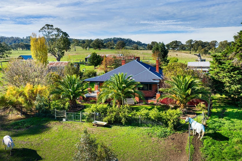Click to view all images 3040 Harmony Way Faraday VIC 3451 - Image 1