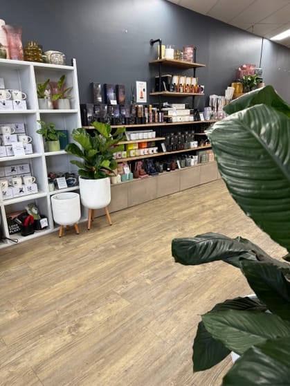 Click to view all images Shop & Retail business for sale in Gisborne - Image 2