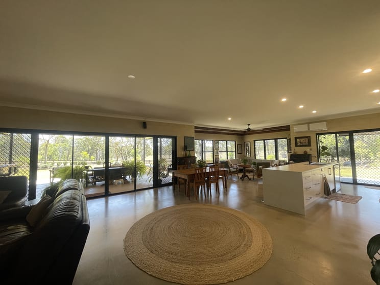 Click to view all images Monto QLD 4630 - Image 3