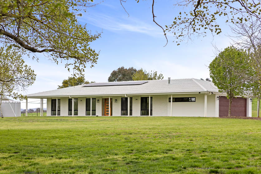 Click to view all images 528 Back Creek Road Gundaroo NSW 2620 - Image 3