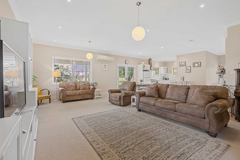 Click to view all images 1 Main Street Moruya NSW 2537 - Image 3
