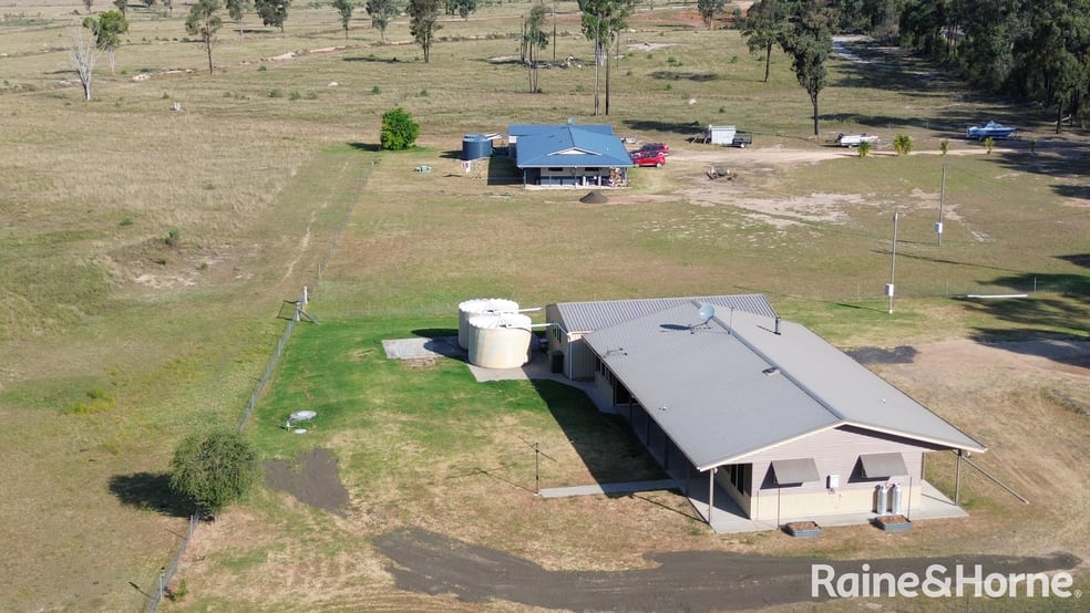 Click to view all images 1859 & 1869 Tobacco Road Inglewood QLD 4387 - Image 3