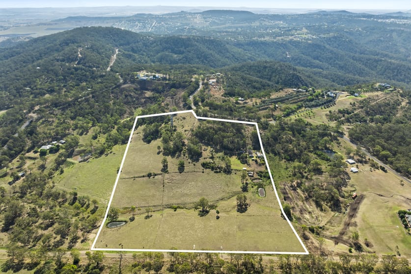 Click to view all images 394 Preston Boundary Road Preston QLD 4352 - Image 2