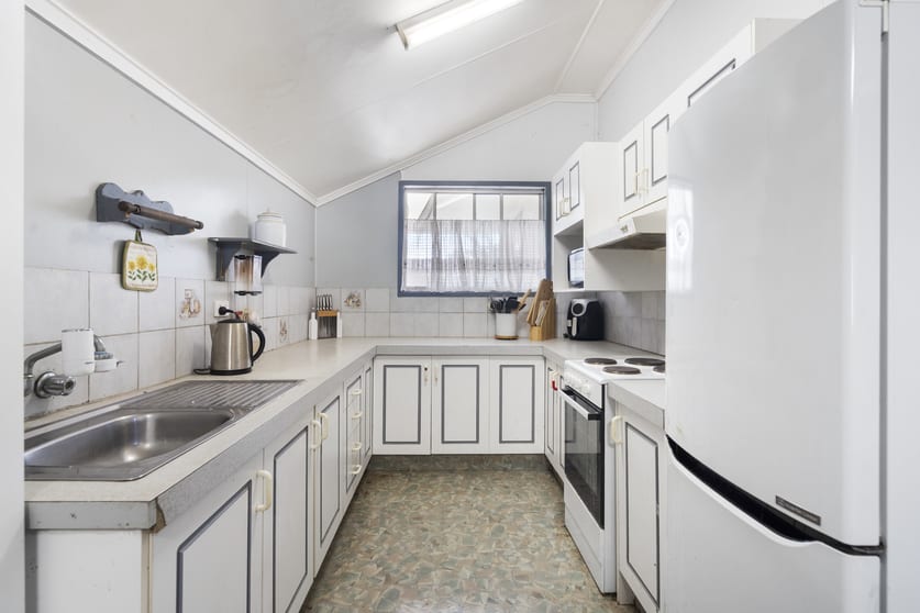 Click to view all images 36 Beames Drive Laidley South QLD 4341 - Image 3