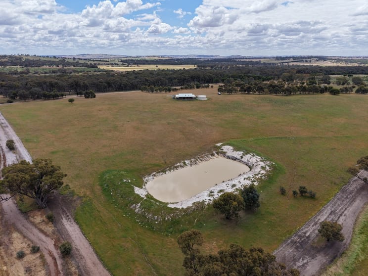 Click to view all images 2038 Westdale Road Dale WA 6304 - Image 2