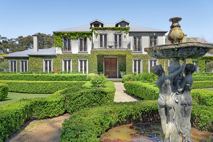 Click to view all images 237 Arthurs Seat Road Red Hill VIC 3937 - Image 1