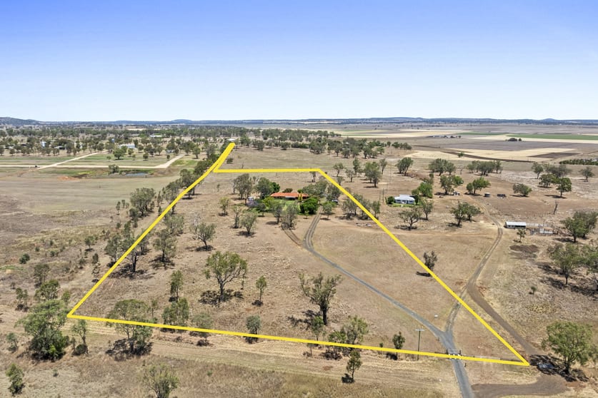 Click to view all images 11551 Warrego Hwy Kingsthorpe QLD 4400 - Image 3