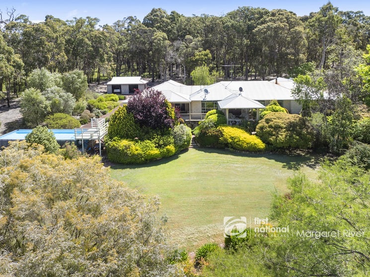 Click to view all images 48 Holben Road Cowaramup WA 6284 - Image 1