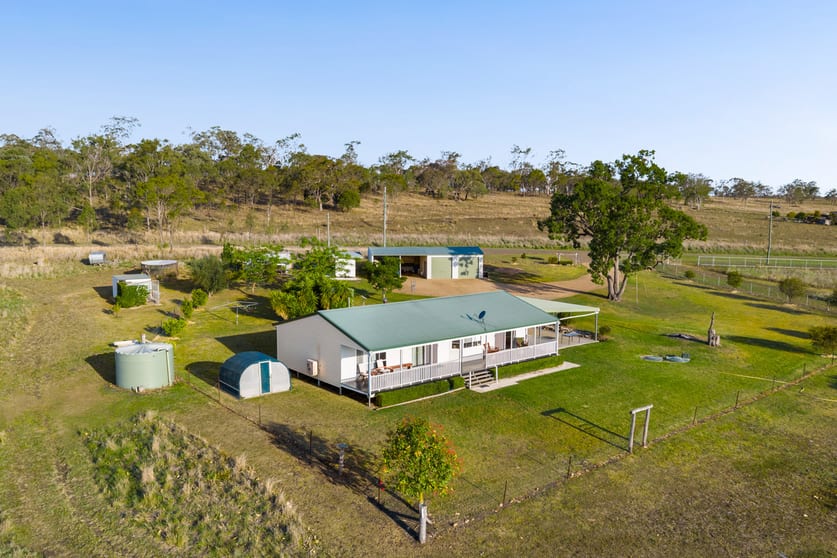 Click to view all images 25 Lack Road Back Plains QLD 4361 - Image 2