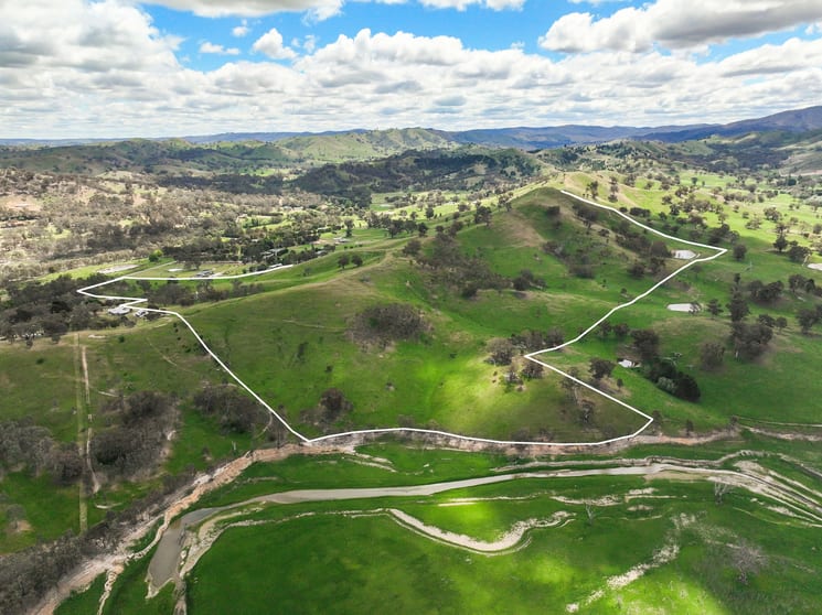 112 Dry Creek Road Bonnie Doon VIC 3720 - Image 2