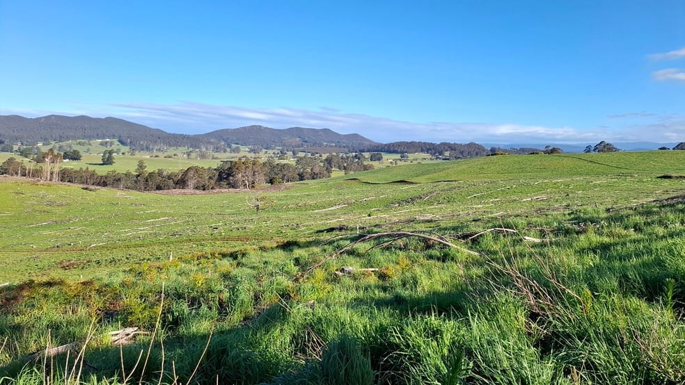 Click to view all images 108B Weeks Road Barrington TAS 7306 - Image 1