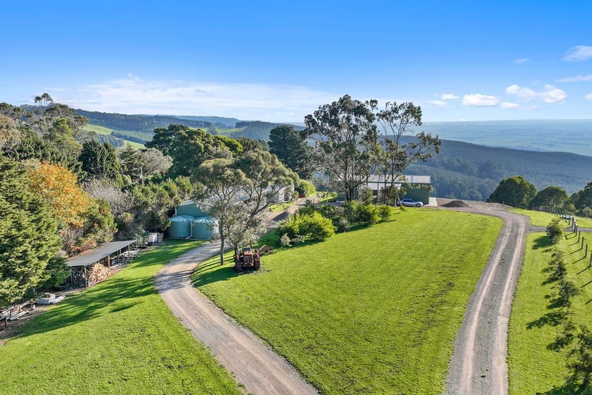 Click to view all images 678 Moe South Road Moe South VIC 3825 - Image 3