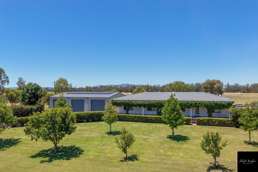 Click to view all images 11664 Kamilaroi Highway Gunnedah NSW 2380 - Image 1