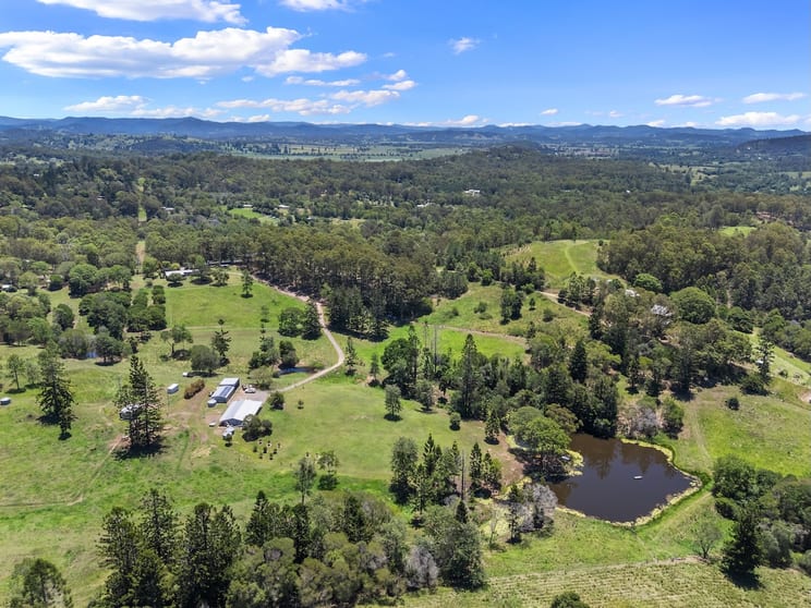 Click to view all images 87 Old Mill Road Carters Ridge QLD 4563 - Image 3