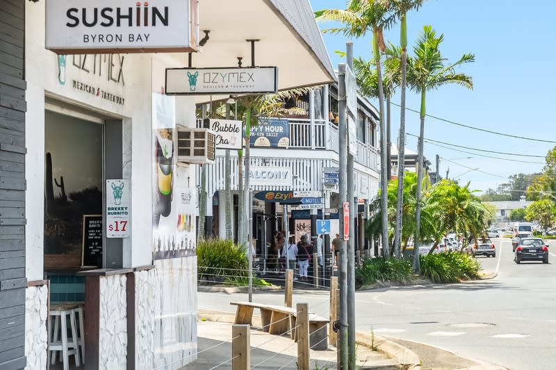 2/8 Jonson Street Byron Bay NSW 2481 - Image 2