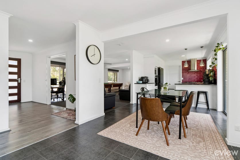 10 Maywood Road Cranbourne South VIC 3977 - Image 2