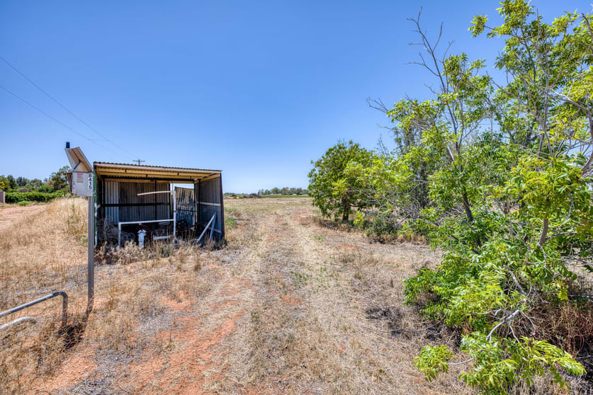 Click to view all images 37 Trioda Street Red Cliffs VIC 3496 - Image 3