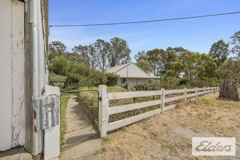 282 Egans Lane Amphitheatre VIC 3468 - Image 1