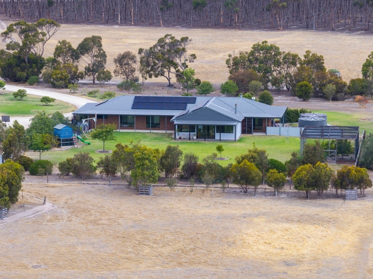 Click to view all images 902 Playford Highway Menzies SA 5223 - Image 3