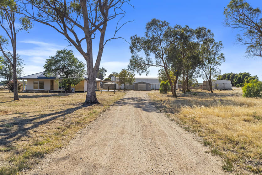 Click to view all images 197 Leafs Road Nathalia VIC 3638 - Image 2