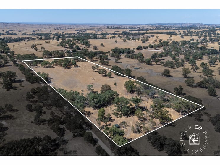 Click to view all images 696/ Fromm Road Mount Pleasant SA 5235 - Image 2