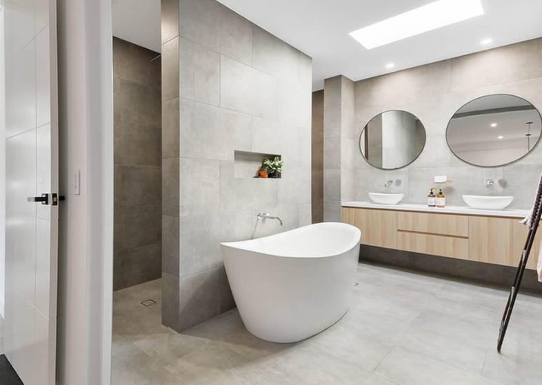 Click to view all images Retailer business for sale in Brisbane City - Image 1