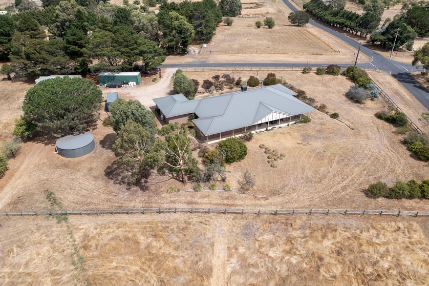 110 Third Avenue Eden Park VIC 3757 - Image 2