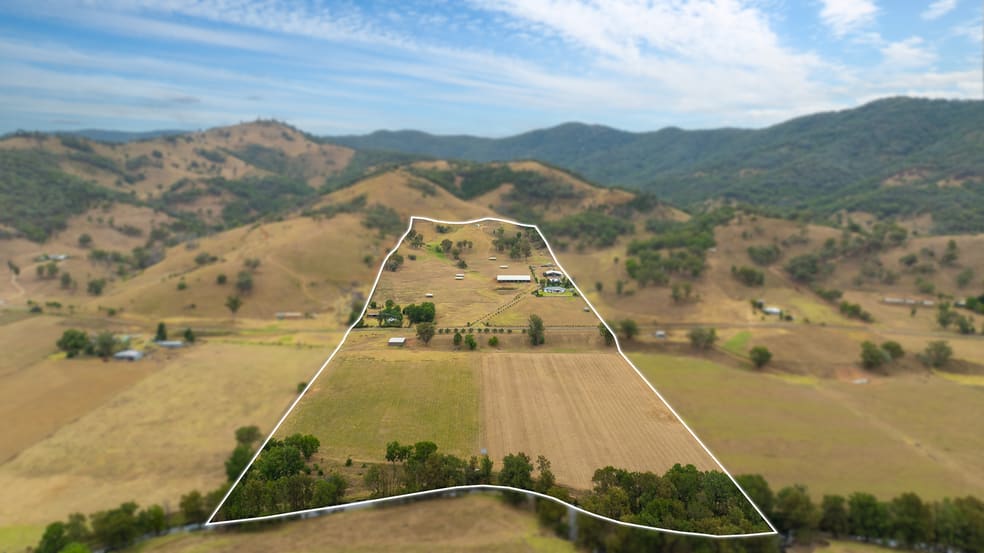 Click to view all images 1664 Ogunbil Road Ogunbil NSW 2340 - Image 3