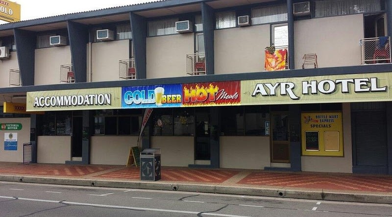 Click to view all images 160/162 Queen Street Ayr QLD 4807 - Image 2