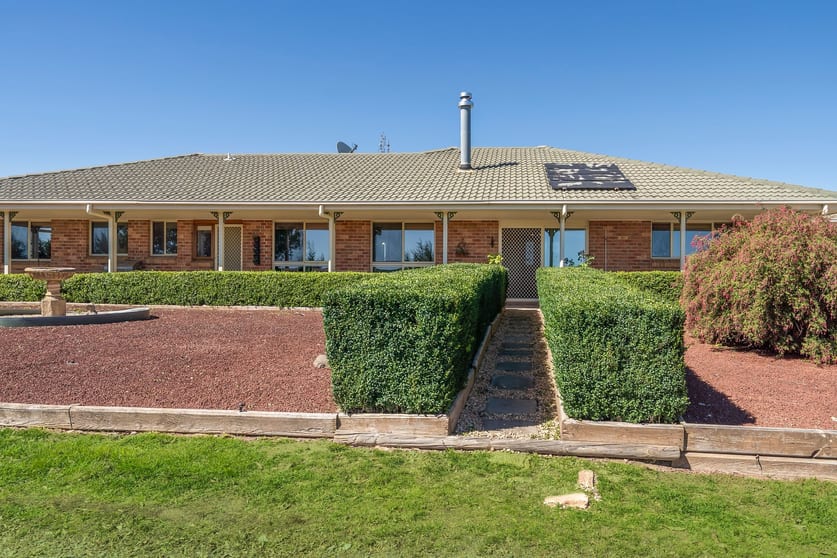 Click to view all images 51 Parsons Lane Goulburn NSW 2580 - Image 3