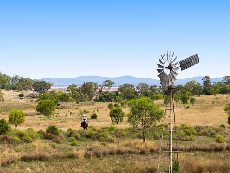 Click to view all images 'Spring Valley' Lot 1 Kelly Road Scrubby Mountain QLD 4356 - Image 1
