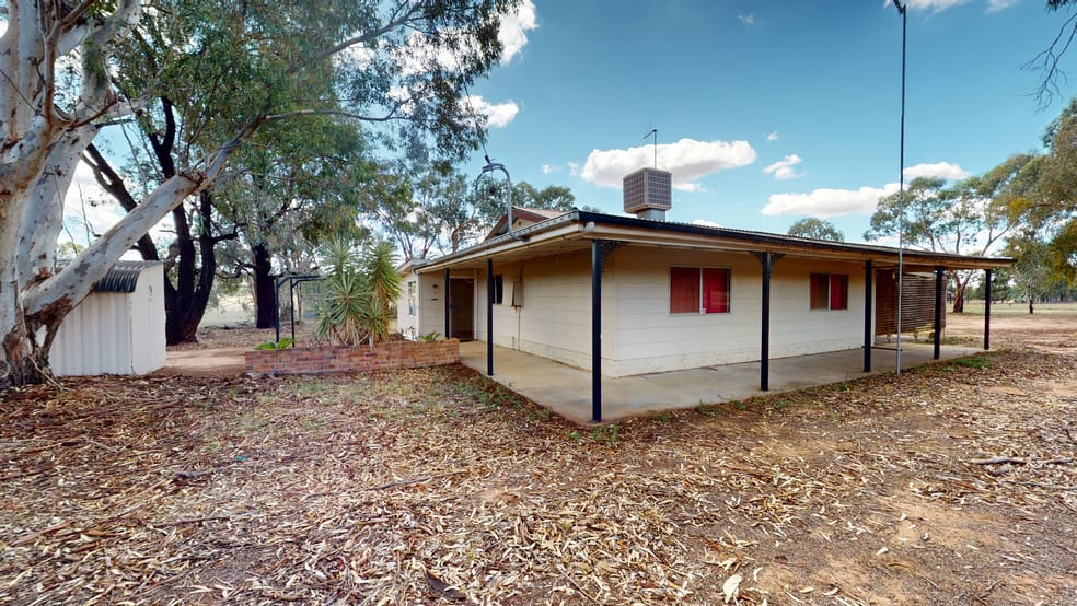 Click to view all images 56L Durraween Lane Dubbo NSW 2830 - Image 3