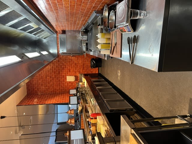 Click to view all images Food, Beverage & Hospitality business for sale in Ringwood - Image 3