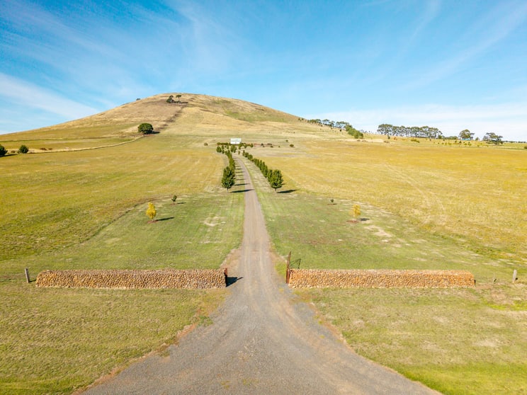 Click to view all images 80 Victoria Road Kingston VIC 3364 - Image 2
