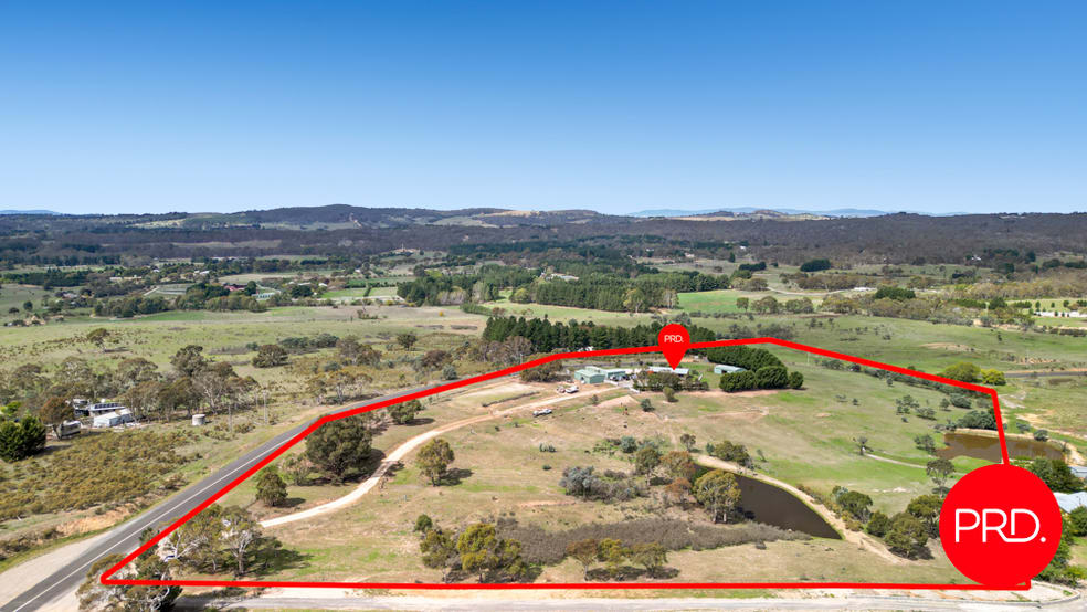 Click to view all images 327 Weeroona Drive Wamboin NSW 2620 - Image 3