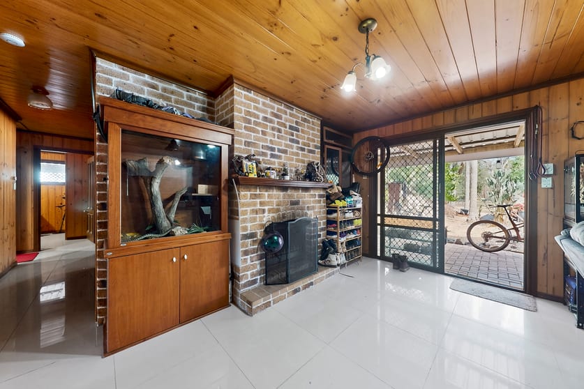 Click to view all images Jimboomba QLD 4280 - Image 2