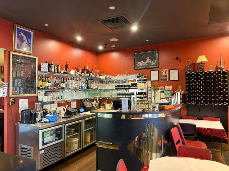 Click to view all images 1/437-439 Dean Street Albury NSW 2640 - Image 2