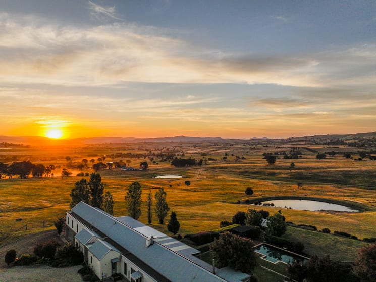 Click to view all images 187 Mccormacks Road Merrijig VIC 3723 - Image 3