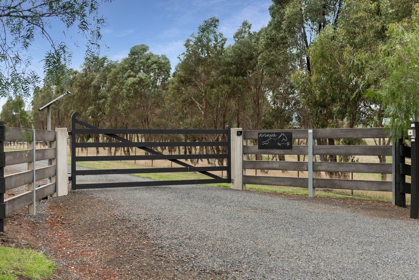 1190 Sugarloaf Creek Road Sugarloaf Creek VIC 3658 - Image 2