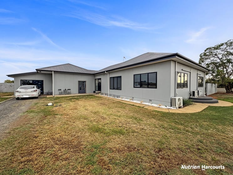 7582 Burley Griffin Way Bilbul NSW 2680 - Image 2
