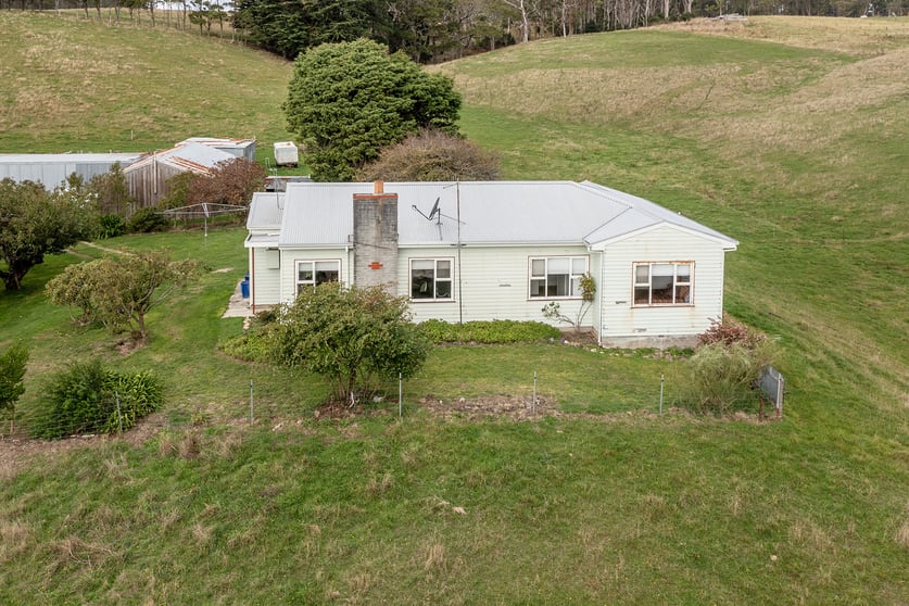Click to view all images 80 Amos Road Irishtown TAS 7330 - Image 2
