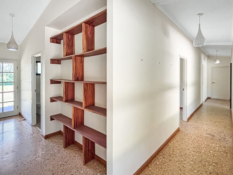 Click to view all images 70 Hendry Road Katherine NT 0850 - Image 3